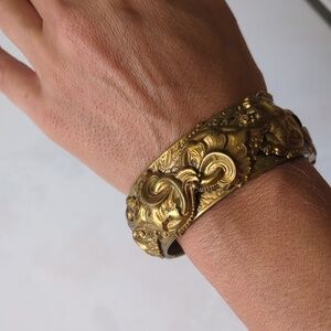 Vintage embellished brass goldish clasp bracelet.